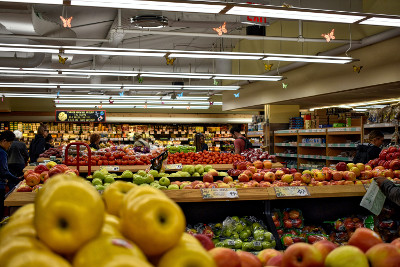 Gem&uuml;setheke im Supermarkt