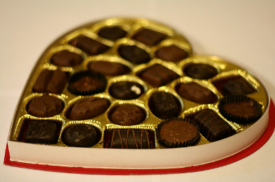 Herz mit Schokopralinen